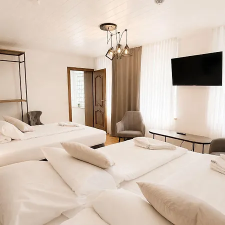 Hotel Porta Nigra