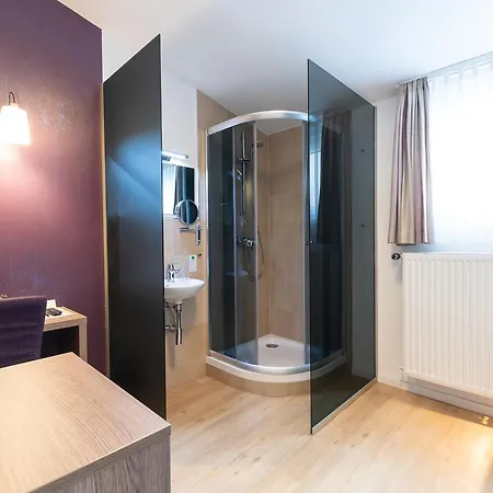 ポルタ ニグラ ホテル 3*