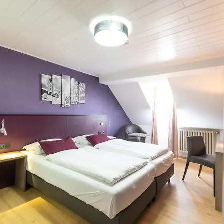 ポルタ ニグラ ホテル トリーア