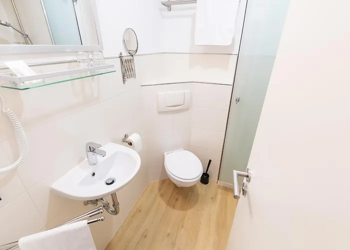 Hotel Porta Nigra 3*